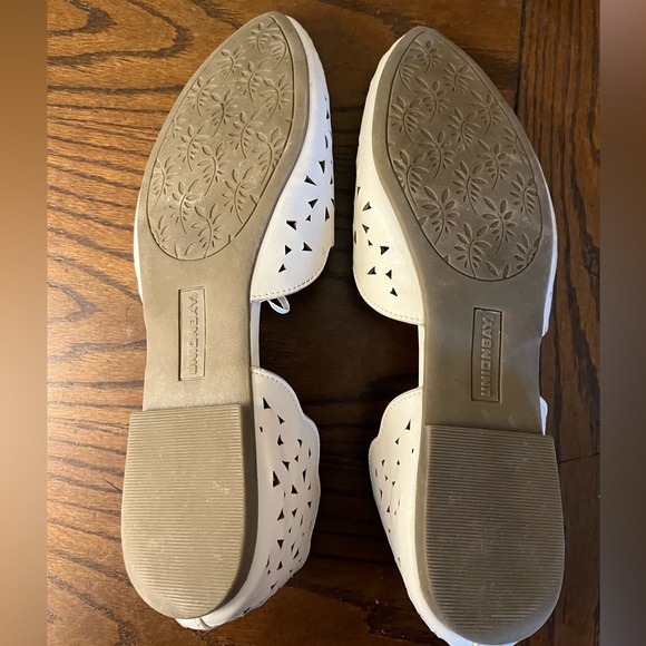 Unionbay, White, Tan, Women’s Shoes, Flats, Loafers - Picture 4 of 5